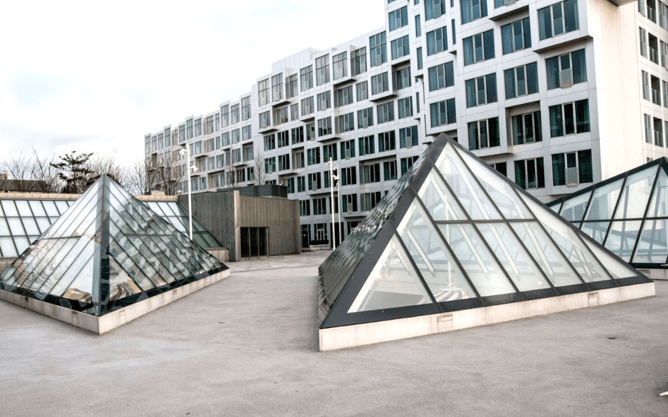tivoli-hotel-cGreene - Glass