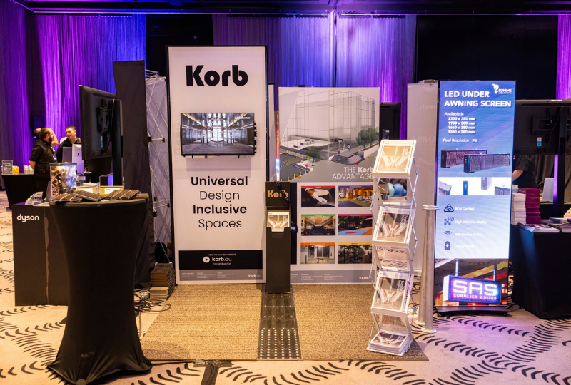 EXHIBITOR SETUP (11)